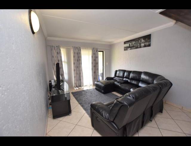 2 BEDROOM PROPERTY TO RENT IN PAULSHOF